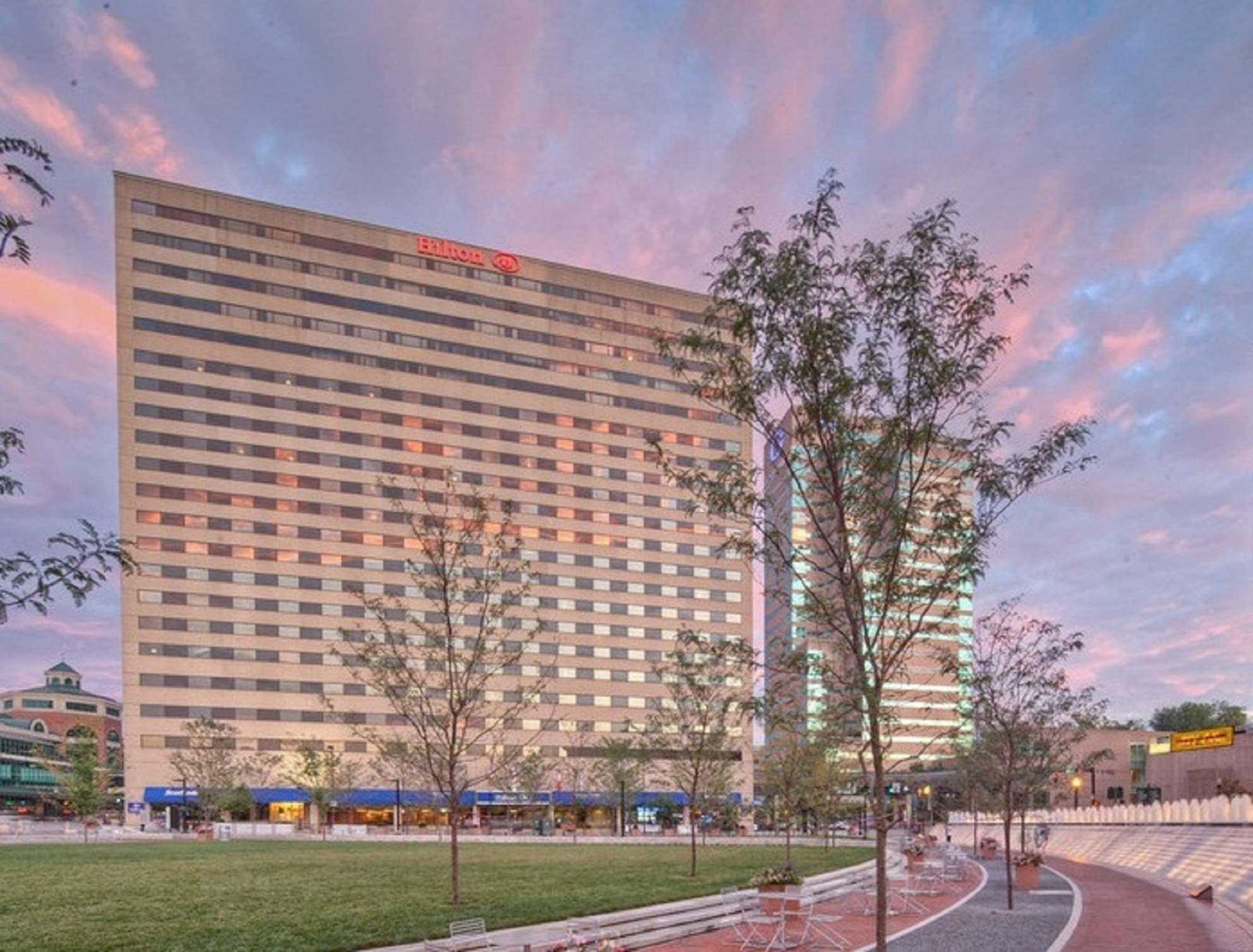 Hilton Lexington Downtown Hotel Exterior photo